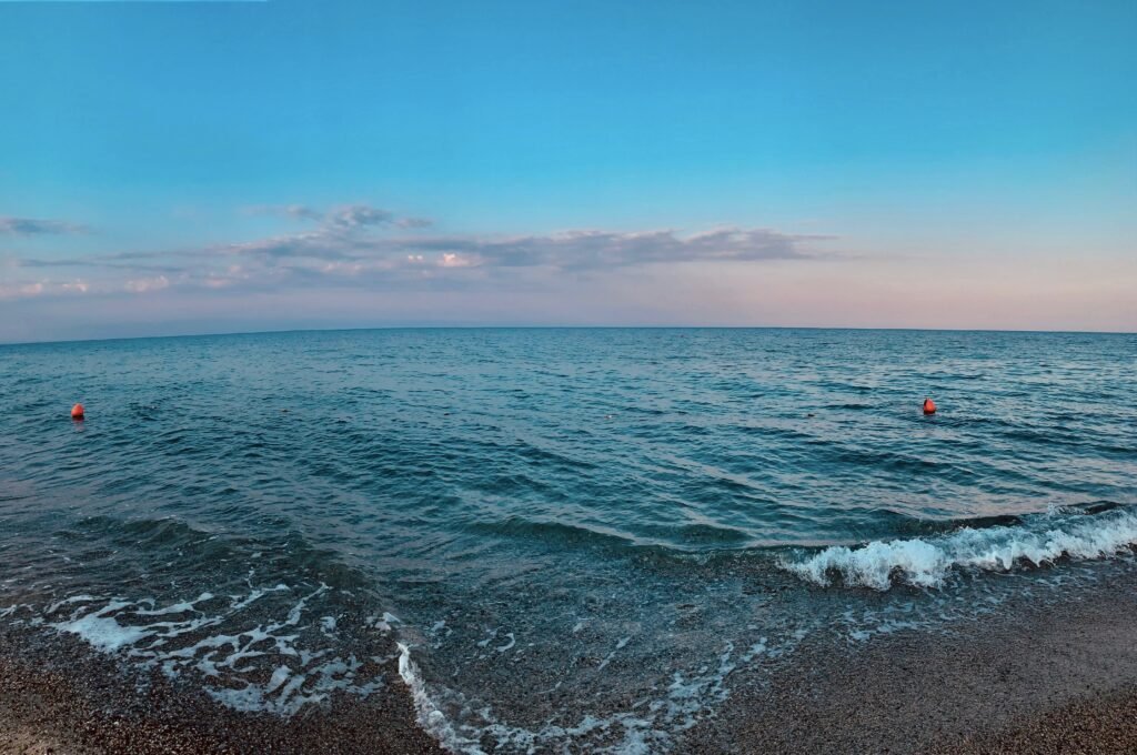 Guía 2026: Las Mejores playas y aventuras náuticas en Roquetas de Mar.