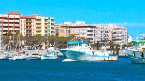 Adra, un destino en auge donde se unen el mar, la gastronomía y experiencias al aire libre.